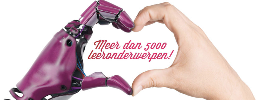 Hart van hand en robothand met tekst 'meer dan 5000 leeronderwerpen!'