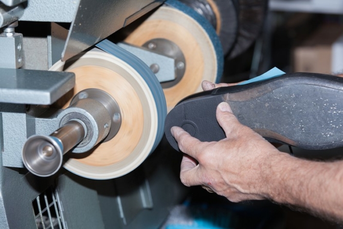 Schoenherstelbedrijf verliest rechtszaak over gestolen kasomzet Ondernemer faalt in bewijs kasdiefstal